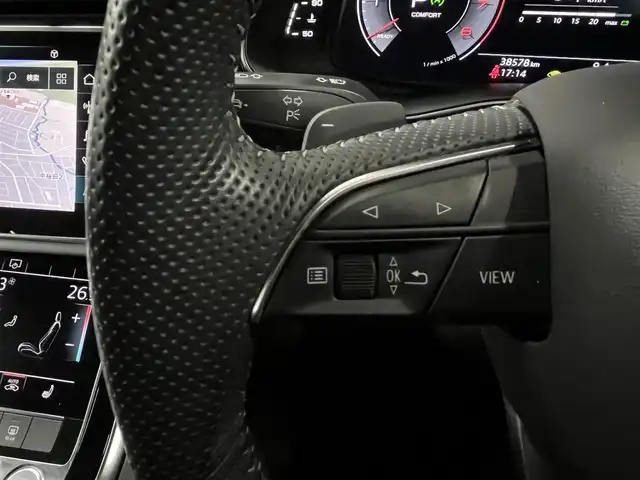 アウディ Ｑ８ 55TFSIクワトロ デビューPKG Sライン 山形県 2020(令2)年 3.9万km ディープブラックパールエフェクト Sラインパッケージ/純正ナビ/・フルセグTV/Bluetooth/USB/・AppleCarPlay/AndroidAuto/Bang＆Olfsenサウンドシステム/マトリクスLEDヘッドライト/レインセンサー/ダウンヒルアシストコントロール/純正前後ドライブレコーダー/ETC2.0/パワーシートD/N/シートヒーターD/N/パーキングエイド/エアサスペンション/アダプティブクルーズコントロール/純正22インチAW