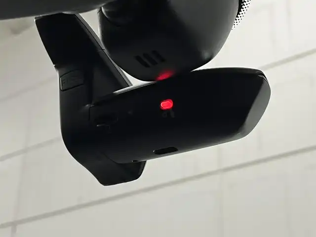 アウディ Ｑ８ 55TFSIクワトロ デビューPKG Sライン 山形県 2020(令2)年 3.9万km ディープブラックパールエフェクト Sラインパッケージ/純正ナビ/・フルセグTV/Bluetooth/USB/・AppleCarPlay/AndroidAuto/Bang＆Olfsenサウンドシステム/マトリクスLEDヘッドライト/レインセンサー/ダウンヒルアシストコントロール/純正前後ドライブレコーダー/ETC2.0/パワーシートD/N/シートヒーターD/N/パーキングエイド/エアサスペンション/アダプティブクルーズコントロール/純正22インチAW