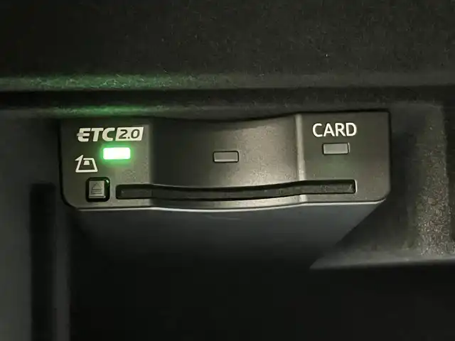 アウディ Ｑ８ 55TFSIクワトロ デビューPKG Sライン 山形県 2020(令2)年 3.9万km ディープブラックパールエフェクト Sラインパッケージ/純正ナビ/・フルセグTV/Bluetooth/USB/・AppleCarPlay/AndroidAuto/Bang＆Olfsenサウンドシステム/マトリクスLEDヘッドライト/レインセンサー/ダウンヒルアシストコントロール/純正前後ドライブレコーダー/ETC2.0/パワーシートD/N/シートヒーターD/N/パーキングエイド/エアサスペンション/アダプティブクルーズコントロール/純正22インチAW