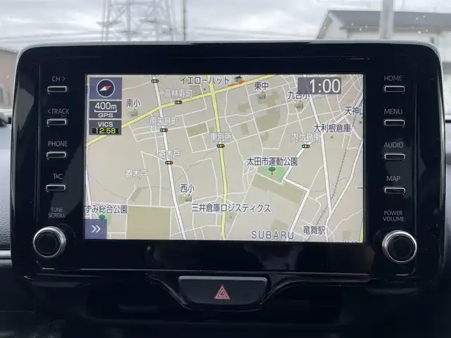 トヨタ ヤリス G 群馬県 2020(令2)年 1.6万km ホワイトパールクリスタルシャイン 純正8インチナビ/（USB/Bluetooth/AM/FM）/全方位カメラ/セーフティセンス/・プリクラッシュセーフティ/・レーンディパーチャーアラート/・オートマチックハイビーム/・ロードサインアシスト/・セカンダリーコリジョンブレーキ/先行車発進告知機能/クリアランスソナー/ブラインドスポットモニター/リアクロストラフィックアラート/プッシュスタート/純正フロアマット/純正ドアバイザー/ETC2.0/保証書