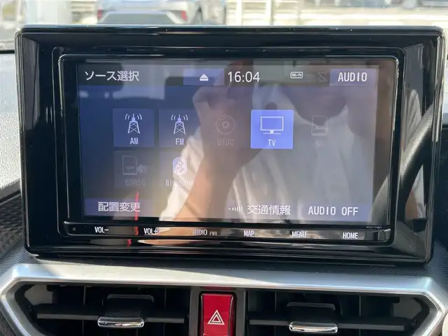 トヨタ ライズ G 埼玉県 2019(令1)年 2.3万km ブライトシルバーM 純正SDナビ(FM/AM/CD/DVD/BT/フルセグ)/衝突軽減システム/ブラインドスポットモニター/リアトラフィックアラート/スマートアシスト/先行車発進/クリアランスソナー・コーナーセンサー/全方位カメラ/バックカメラ/ターボ/LEDヘッドライト/純正AW16インチ/デジタルインナーミラー/純正ドライブレコーダー/電動格納ミラー/ETC/アイドリングストップ/プッシュスタート/スマートキー・スペアキー１本/ステアリングリモコン/ハンズフリー/ABS/取扱説明書/保証書