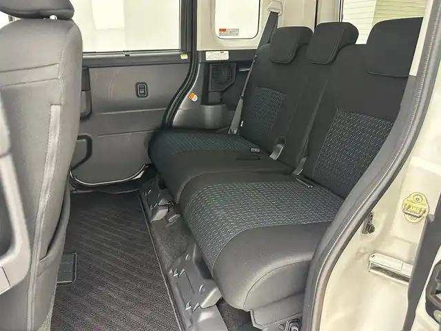 トヨタ ルーミー カスタムG－T 兵庫県 2021(令3)年 3.5万km ブラックマイカメタリック/パールホワイト2トーン 純正SDナビ/(NSZT-W68T)/フルセグ CD DVD BT MSV/GRスポーツエアロ/両側パワースライドドア/プリクラッシュセーフティー/LKA/バックカメラ/コーナーセンサー/ビルトインETC/ドライブレコーダー/アイドリングストップ/LEDヘッドライト/LEDフォグライト/オートライト/オートハイビーム/純正フロアマット/社外ドアバイザー/純正15インチアルミホイール/スペアタイヤ(純正オプション)/スペアキー/取扱い説明書/新車時保証書