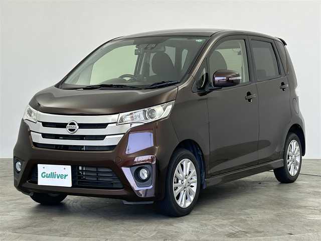 日産 デイズ HWS X Vセレ +SeftyⅡ 群馬県 2015(平27)年 3.2万km モカブラウンP 純正７インチナビ　アラウンドビューモニター　純正１４インチアルミホイール　横滑り防止装置　盗難防止装置　ＡＢＳ　スマートキー　スペアキー　アイドリングストップ　ドライブレコーダー　フロアマット　禁煙車