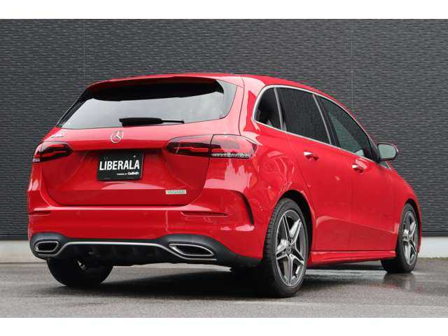 メルセデス・ベンツ Ｂ１８０ AMGライン 大分県 2019(令1)年 5.7万km ジュピターレッド レーダーセーフティパッケージ/・アダプティブクルーズコントロール/サンルーフ/ヘッドアップディスプレイ/黒灰レザーシート/シートヒーター　/純正ナビ/・地デジ/・全方位カメラ/・Bluetooth/・Applecarplay/ワイヤレス充電/LEDライト/・オートハイビーム/アンビエントライト/ドラレコ前後/ステアリングスイッチ/パドルスイッチ/ETC