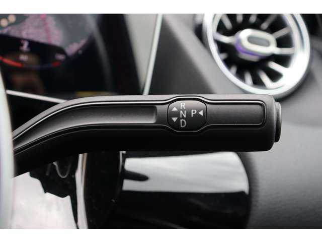 メルセデス・ベンツ Ｂ１８０ AMGライン 大分県 2019(令1)年 5.7万km ジュピターレッド レーダーセーフティパッケージ/・アダプティブクルーズコントロール/サンルーフ/ヘッドアップディスプレイ/黒灰レザーシート/シートヒーター　/純正ナビ/・地デジ/・全方位カメラ/・Bluetooth/・Applecarplay/ワイヤレス充電/LEDライト/・オートハイビーム/アンビエントライト/ドラレコ前後/ステアリングスイッチ/パドルスイッチ/ETC