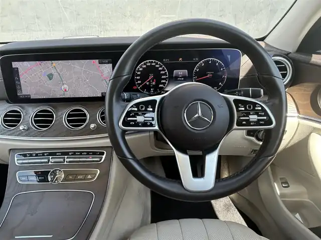 メルセデス・ベンツ Ｅ４５０ 4マチック ステーションワゴン エクスクルーシブ 茨城県 2019(令1)年 7.8万km ダイヤモンドホワイト 4WD/レーダーセーフティパッケージ/ACC/純正ナビ/バックカメラ/360°カメラ/パワーシート/白レザーシート/シートヒーター/LEDヘッドライト/アンビエントライト/ETC/ドライブレコーダー