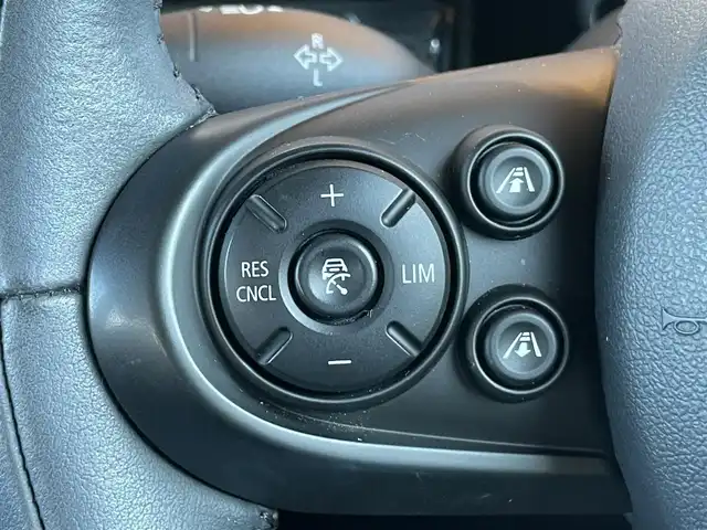 ＭＩＮＩ ＢＭＷ ミニ クラブマン クーパーD 鹿児島県 2020(令2)年 3.1万km 青 禁煙車/ワンオーナー/純正ナビ/スポーツレザーステアリング/アクティブクルーズコントロール/ペッパーパッケージ/ETC/電格ミラー/純正17インチアルミホイール/シートヒーター/バックカメラ/LEDヘッドライト/社外ドライブレコーダー