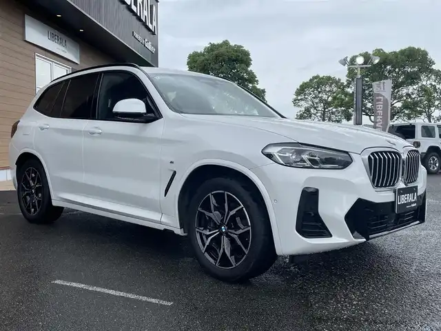 ＢＭＷ Ｘ３ xDrive20d Mスポーツ 宮崎県 2022(令4)年 3.8万km ミネラルホワイト 純正ナビ/インテリジェントセーフティ/パノラマガラスサンルーフ/アダプティブクルーズコントロール/ドライブレコーダー/ETC/全方位カメラ/ブラインドスポット/シートヒーター/黒革シート/ライブコックピット/ステアリングヒーター