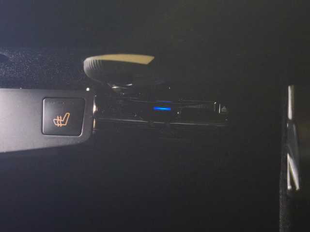 メルセデス・ベンツ Ｃ６３ ステーションワゴン 群馬県 2008(平20)年 6.6万km オブシディアンブラック 社外ナビ/バックモニター/レザーシート/シートヒーター/パワーシート/HIDヘッドランプ/オートライト/純正18インチAW/電動リアゲート/ETC/ドライブレコーダー/コーナーセンサー