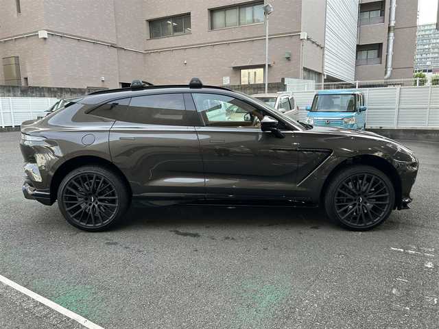 アストンマーティン Ａ・マーチン ＤＢＸ 神奈川県 2023(令5)年 1万km ダークグレー DBX707/ディーラー車/外装色　カンバーランドグレー/内装色　センテナリーサドルタン/右ハンドル/23インチAWテクスチャードブラック/レザーシート/パワーシート/サンルーフ/３６０°カメラシステム/ナビゲーション/ETC2.0