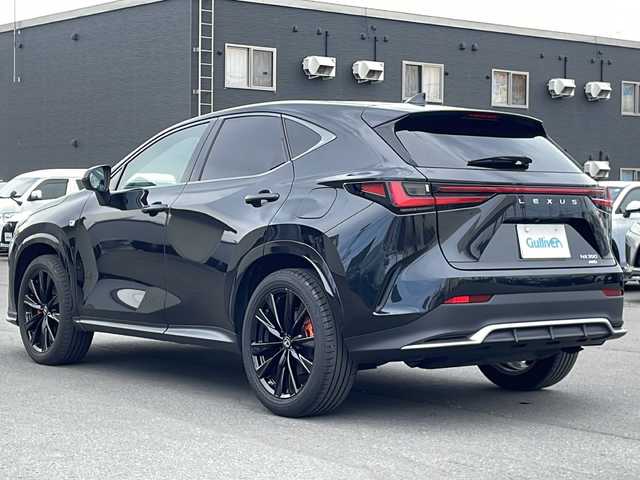 レクサス ＮＸ 350 Fスポーツ 道北・旭川 2023(令5)年 4.2万km グラファイトブラックガラスフレーク ・4WD/・禁煙車/・革シート/・3眼LEDヘッドライト/・サンルーフ /・純正メモリナビ/ BT/USB/フルセグ/・パノラミックビューモニター/・セーフティシステムプラス/・PCS/・LDA/・PKSB/・RCTA/・ACC/・BSM/・RCD/・RSA/・HUD/・安心降車アシスト/・クリアランスソナー /・アイドリングストップ/・運転席メモリシート/・パワーシート /・シートヒーター /・エアシート /・ステアリングヒーター/・ミラーヒーター /・パドルシフト/・オートハイビーム/・オートライト/・フォグライト /・ヘッドライトウォッシャー/・オートリトラミラー /・オートワイパー/・ビルトインETC2.0/・前後ドライブレコーダー/・AC100V/・純正フロアマット