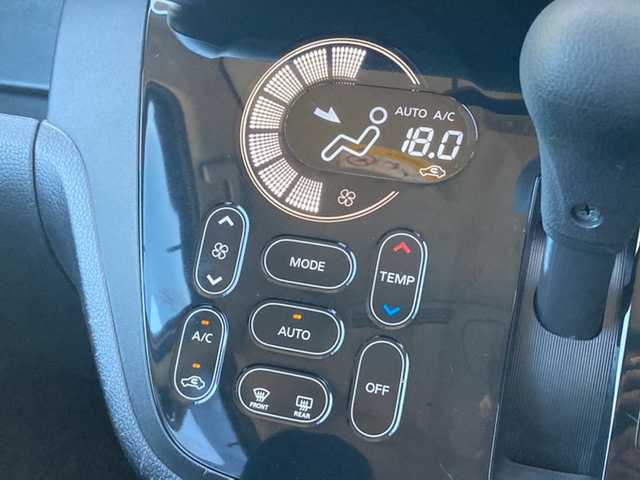 日産 デイズ ルークス ハイウェイスターX 愛媛県 2019(平31)年 4.6万km ホワイトパール 純正ナビ(MM318D-W)/・SDなし /・CD/DVD/フルセグTV/Bluetooth /アラウンドビューモニター /前方ドライブレコーダー /片側パワースライドドア /ETC /衝突軽減ブレーキ /レーンキープアシスト/コーナーセンサー /LEDオートライト/・フォグランプ/リア送風/2列目サンシェード/ドアバイザー/フロアマット/プッシュスタート