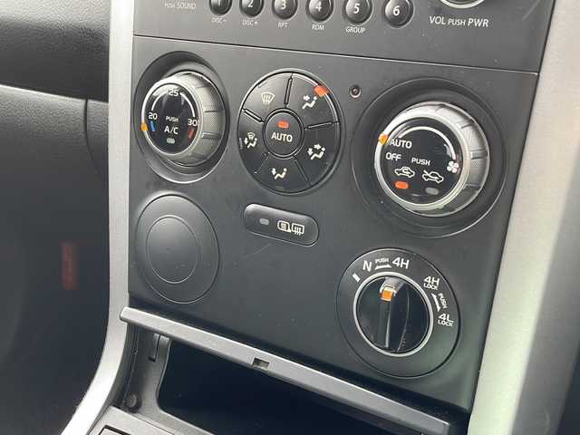 スズキ エスクード 2．0XG 新潟県 2007(平19)年 9.3万km ブルーイッシュブラックパール3 4WD/CD/MD/ETC/シートヒーター /ステアリングスイッチ/スマートキー/キセノンヘッドライト/フォグランプ/社外17インチアルミホイール