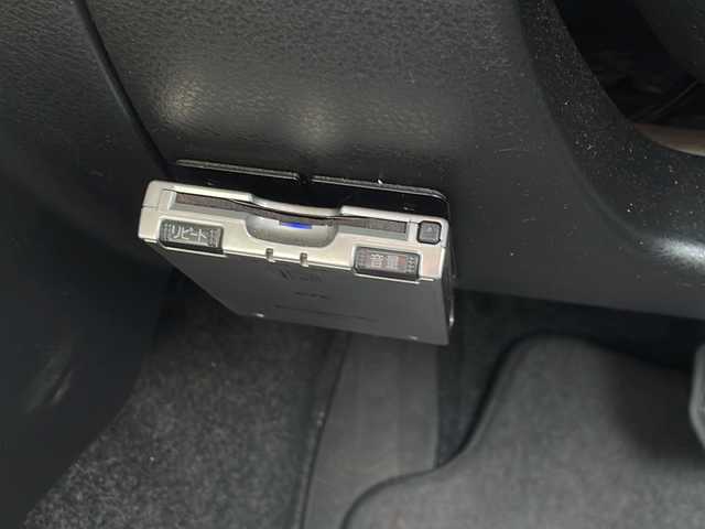 スズキ エスクード 2．0XG 新潟県 2007(平19)年 9.3万km ブルーイッシュブラックパール3 4WD/CD/MD/ETC/シートヒーター /ステアリングスイッチ/スマートキー/キセノンヘッドライト/フォグランプ/社外17インチアルミホイール