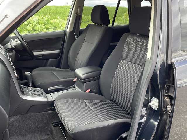 スズキ エスクード 2．0XG 新潟県 2007(平19)年 9.3万km ブルーイッシュブラックパール3 4WD/CD/MD/ETC/シートヒーター /ステアリングスイッチ/スマートキー/キセノンヘッドライト/フォグランプ/社外17インチアルミホイール