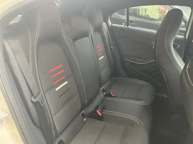 メルセデス・ベンツ Ａ１８０ AMG スタイル 広島県 2018(平30)年 5.5万km カルサイトホワイト 純正ナビ・フルセグTV/バックカメラ/ハーフレザーシート/シートヒーター/LEDオートライト/パドルシフト/レーダークルーズコントロール/アクティブブレーキアシスト/アテンションアシスト/ブラインドスポットアシスト/レーンキープアシスト/コーナーセンサー/キーレスゴー