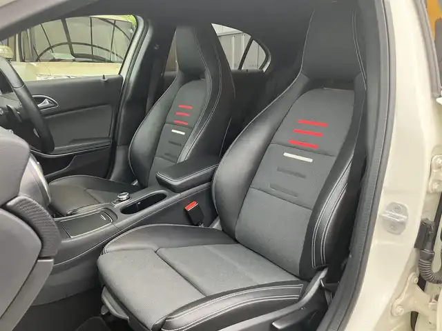 メルセデス・ベンツ Ａ１８０ AMG スタイル 広島県 2018(平30)年 5.5万km カルサイトホワイト 純正ナビ・フルセグTV/バックカメラ/ハーフレザーシート/シートヒーター/LEDオートライト/パドルシフト/レーダークルーズコントロール/アクティブブレーキアシスト/アテンションアシスト/ブラインドスポットアシスト/レーンキープアシスト/コーナーセンサー/キーレスゴー
