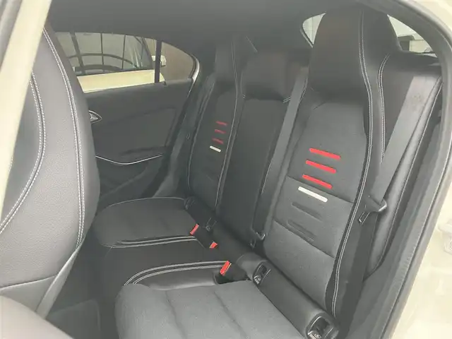 メルセデス・ベンツ Ａ１８０ AMG スタイル 広島県 2018(平30)年 5.5万km カルサイトホワイト 純正ナビ・フルセグTV/バックカメラ/ハーフレザーシート/シートヒーター/LEDオートライト/パドルシフト/レーダークルーズコントロール/アクティブブレーキアシスト/アテンションアシスト/ブラインドスポットアシスト/レーンキープアシスト/コーナーセンサー/キーレスゴー