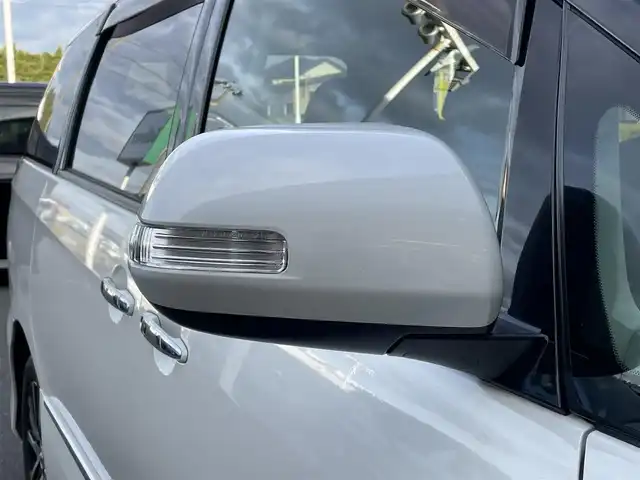 トヨタ エスティマ ハイブリッド アエラス 青森県 2013(平25)年 11.4万km ホワイトパールクリスタルシャイン 禁煙/純正ナビ/CD/DVD/DTV/Bluetooth/バックカメラ/両側パワースライドドア/社外AW付スタッドレス積み込み/HIDオートライト/クルーズコントロール/コーナーセンサー/パワーシート/パワーバックドア/スマートキー/プッシュスタート/純正フロアマット/ドアバイザー/ETC