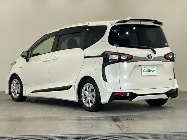 トヨタ シエンタ ハイブリッド G クエロ 栃木県 2018(平30)年 2.2万km ホワイトパールクリスタルシャイン モデリスタフルエアロ/アルパインナビ(７WZ)/(フルセグTV・Bluetooth・CD・DVD・SD)/バックカメラ/トヨタセーフティセンス/ ・プリクラッシュセーフティ/ ・レーンキープアシスト/ ・オートハイビーム/両側パワースライドドア/LEDヘッドライト/オートライト/純正フロアマット/ビルトインETC/ドアバイザー/3列シート/スマートキー/禁煙車