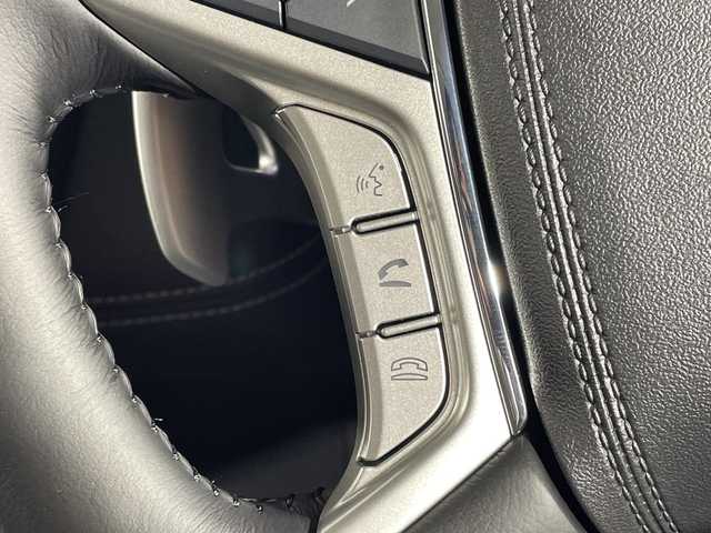 三菱 デリカＤ：５ シャモニー 神奈川県 2025(令7)年 0.1千km グラファイトグレーメタリック/ブラックマイカ 登録済未使用車/４WD/両側電動パワースライドドア/レーダークルーズコントロールシステム/ブラインドスポットモニター/シートヒーター/ステアリングヒーター/運転席パワーシート/パワーシート/スマートキー/スペアキー/LEDヘッドライト/オートライト/オートマチックハイビーム/純正18インチAW/車線逸脱警報システム/後側方車両検知警報システム/後退時交差車輛検知警報システム/衝突被害軽減ブレーキ