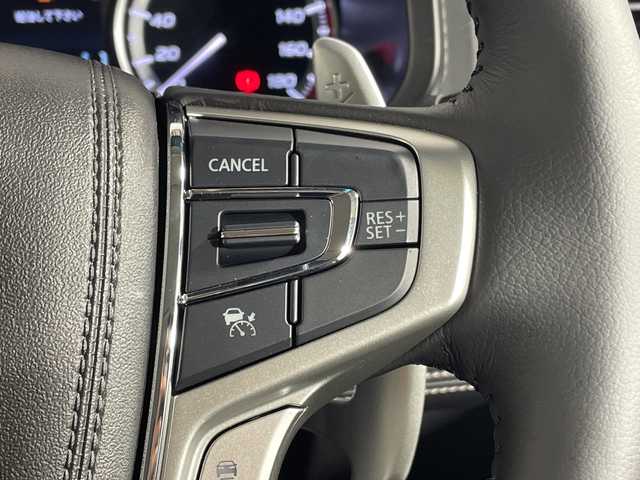 三菱 デリカＤ：５ シャモニー 神奈川県 2025(令7)年 0.1千km グラファイトグレーメタリック/ブラックマイカ 登録済未使用車/４WD/両側電動パワースライドドア/レーダークルーズコントロールシステム/ブラインドスポットモニター/シートヒーター/ステアリングヒーター/運転席パワーシート/パワーシート/スマートキー/スペアキー/LEDヘッドライト/オートライト/オートマチックハイビーム/純正18インチAW/車線逸脱警報システム/後側方車両検知警報システム/後退時交差車輛検知警報システム/衝突被害軽減ブレーキ