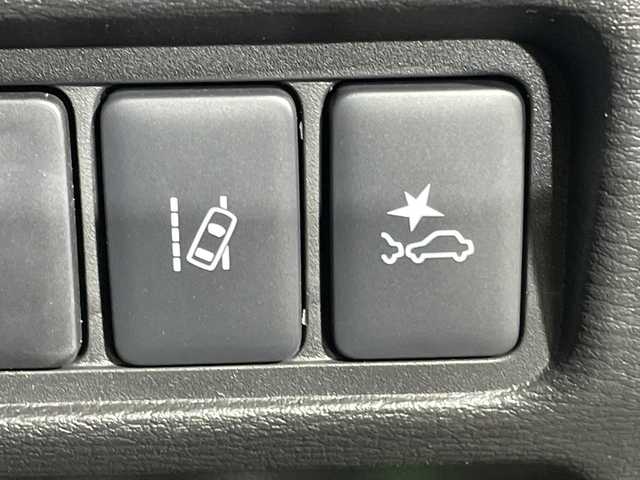 三菱 デリカＤ：５ シャモニー 神奈川県 2025(令7)年 0.1千km グラファイトグレーメタリック/ブラックマイカ 登録済未使用車/４WD/両側電動パワースライドドア/レーダークルーズコントロールシステム/ブラインドスポットモニター/シートヒーター/ステアリングヒーター/運転席パワーシート/パワーシート/スマートキー/スペアキー/LEDヘッドライト/オートライト/オートマチックハイビーム/純正18インチAW/車線逸脱警報システム/後側方車両検知警報システム/後退時交差車輛検知警報システム/衝突被害軽減ブレーキ