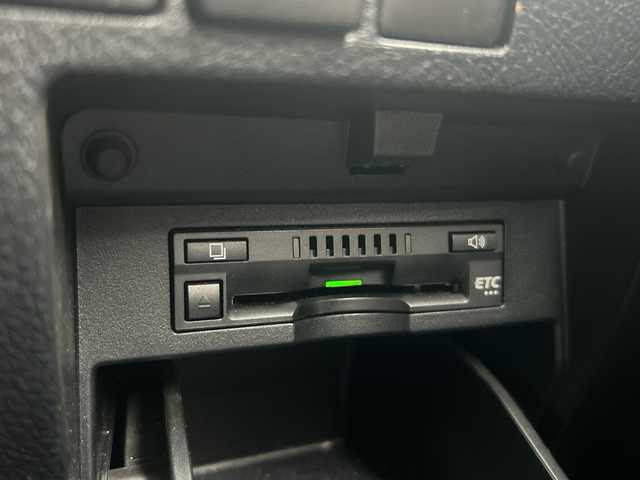 トヨタ アルファード S Cパッケージ 山梨県 2018(平30)年 5.3万km ホワイトパールクリスタルシャイン 純正１０インチナビ　/サンルーフ　/レザーシート　/バックモニター　/純正１２インチフリップダウンモニター　/シートヒーター　/ベンチレーション　/トヨタセーフティセンス/レーダークルーズコントロール　/３眼ＬＥＤライト　/ＥＴＣ　/純正フロアマット/アンビエントライト