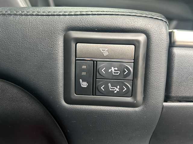 トヨタ アルファード S Cパッケージ 山梨県 2018(平30)年 5.3万km ホワイトパールクリスタルシャイン 純正１０インチナビ　/サンルーフ　/レザーシート　/バックモニター　/純正１２インチフリップダウンモニター　/シートヒーター　/ベンチレーション　/トヨタセーフティセンス/レーダークルーズコントロール　/３眼ＬＥＤライト　/ＥＴＣ　/純正フロアマット/アンビエントライト