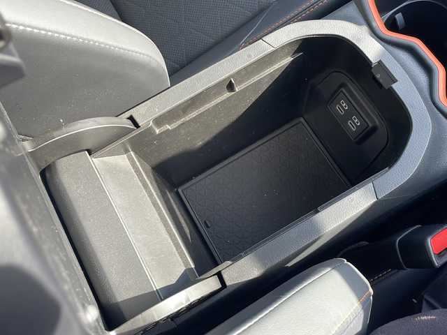 トヨタ ＲＡＶ４ ハイブリッド アドベンチャー 静岡県 2023(令5)年 3.8万km アティチュードブラックマイカ /ワンオーナー//10.5インチナビ/地デジTV//Bluetooth//バック/全方位カメラ//サンルーフ//TRDフロントロアガーニッシュ//純正19インチAW//セーフティセンス//レーダークルーズコントロール//ブラインドスポットモニター//デジタルインナーミラー//パワーバックドア//スマートキー//2.0ETC//保証書//取説