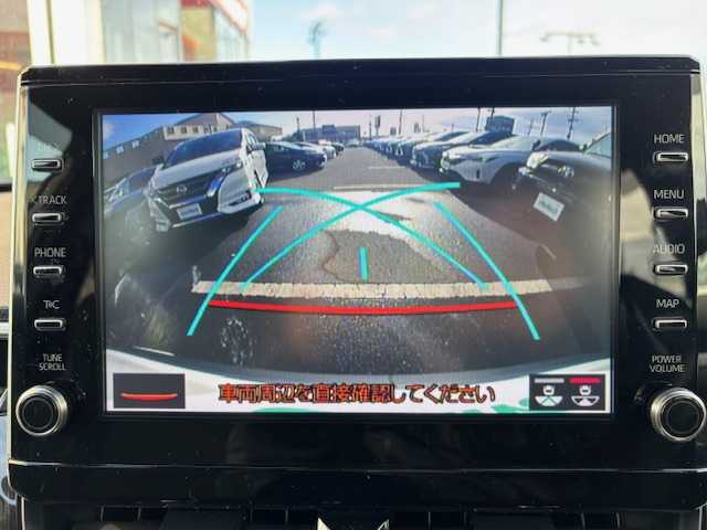 トヨタ カローラ クロス ハイブリッド Z 宮城県 2022(令4)年 5.2万km プラチナホワイトパールマイカ 登録時走行距離52043km/AppleCarPlay/FM/AM/Bluetooth/車線逸脱機能/横滑り防止装置/衝突軽減ブレーキ/コーナーセンサー/トヨタセーフティセンス/レーンディパーチャーアラート/バックカメラ/シートヒーター/ビルトインETC/ドライブレコーダー/電動パーキングブレーキ/純正アルミホイール/純正フロアマット/シートヒーター/ガラスルーフ/ドライブレコーダー/LEDライト