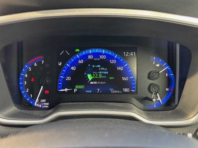 トヨタ カローラ クロス ハイブリッド Z 宮城県 2022(令4)年 5.2万km プラチナホワイトパールマイカ 登録時走行距離52043km/AppleCarPlay/FM/AM/Bluetooth/車線逸脱機能/横滑り防止装置/衝突軽減ブレーキ/コーナーセンサー/トヨタセーフティセンス/レーンディパーチャーアラート/バックカメラ/シートヒーター/ビルトインETC/ドライブレコーダー/電動パーキングブレーキ/純正アルミホイール/純正フロアマット/シートヒーター/ガラスルーフ/ドライブレコーダー/LEDライト