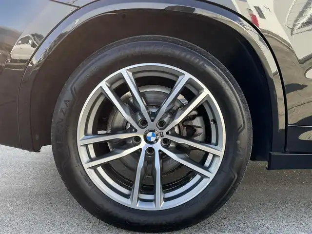 ＢＭＷ Ｘ３ xDrive20i Xライン 東京都 2019(令1)年 1.9万km 黒 純正ナビ/360°カメラ/レザーシート/ヘッドアップディスプレイ/ブラインドスポットモニター/ETC2.0/衝突軽減ブレーキ/アダプティブクルーズコントロール/純正19インチアルミホイール/フルセグTV/シートヒーター