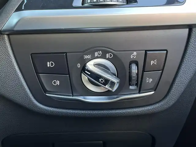 ＢＭＷ Ｘ３ xDrive20i Xライン 東京都 2019(令1)年 1.9万km 黒 純正ナビ/360°カメラ/レザーシート/ヘッドアップディスプレイ/ブラインドスポットモニター/ETC2.0/衝突軽減ブレーキ/アダプティブクルーズコントロール/純正19インチアルミホイール/フルセグTV/シートヒーター