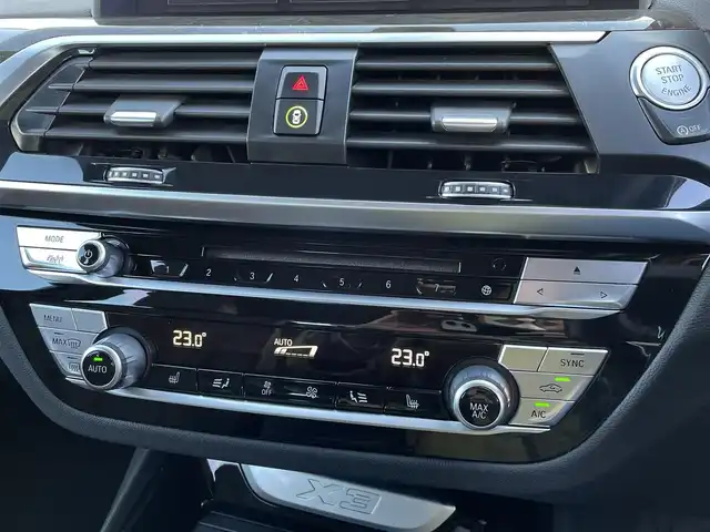 ＢＭＷ Ｘ３ xDrive20i Xライン 東京都 2019(令1)年 1.9万km 黒 純正ナビ/360°カメラ/レザーシート/ヘッドアップディスプレイ/ブラインドスポットモニター/ETC2.0/衝突軽減ブレーキ/アダプティブクルーズコントロール/純正19インチアルミホイール/フルセグTV/シートヒーター