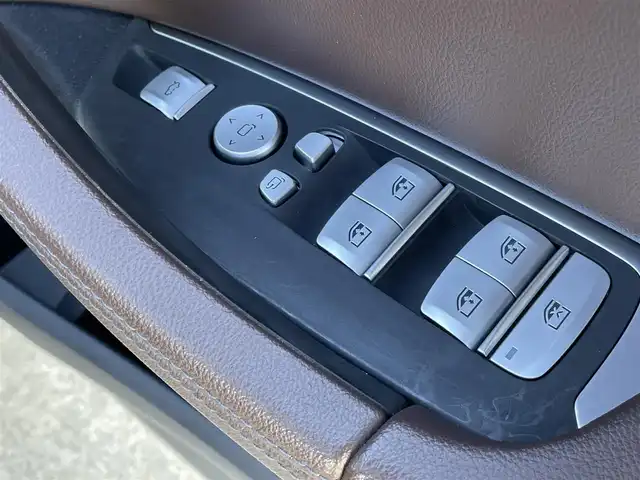 ＢＭＷ Ｘ３ xDrive20i Xライン 東京都 2019(令1)年 1.9万km 黒 純正ナビ/360°カメラ/レザーシート/ヘッドアップディスプレイ/ブラインドスポットモニター/ETC2.0/衝突軽減ブレーキ/アダプティブクルーズコントロール/純正19インチアルミホイール/フルセグTV/シートヒーター