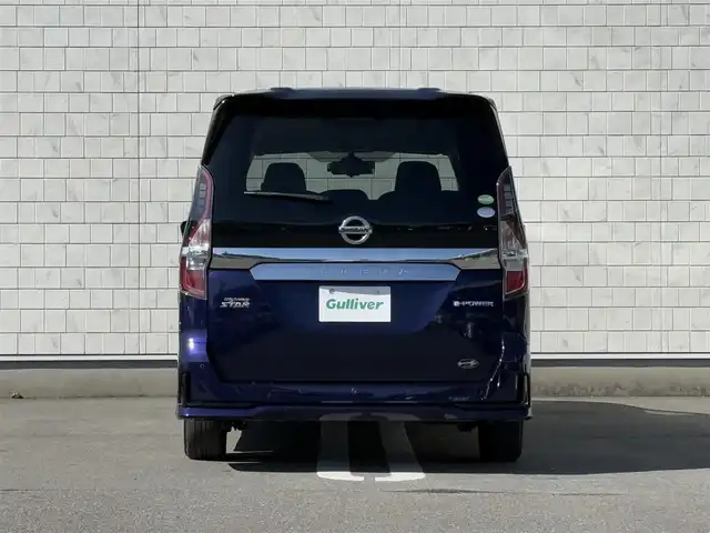 日産 セレナ