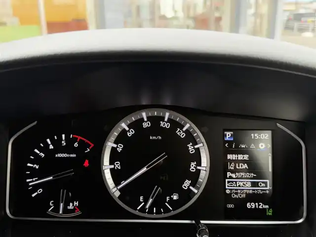 トヨタ ハイエース ファインテックツアラー 香川県 2022(令4)年 0.7万km ブラックマイカ アルパイン8インチSDナビ/フルセグ/CD/DVD/BT/applecarplay/androidAuto/フリップダウンモニター/RAYS VOLK RACING18インチアルミ/パノラミックビューモニター/デジタルインナーミラー/両側パワースライドドア/トヨタセーフティセンス/プリクラッシュセーフティ/オートハイビーム/コーナーセンサー /革調シートカバー/社外スピーカー/スマートキー/ローダウン/ETC