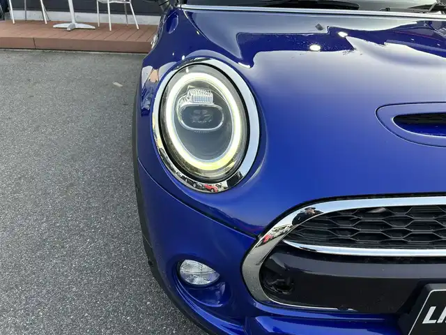 ＭＩＮＩ ミニ クーパーS コンバーチブル 滋賀県 2018(平30)年 3.5万km 青 レザーシート/シートヒーター/MINI YOURSレザーステアリング/MINI YOURSソフトトップ/harman/kardonスピーカー/純正ドライブレコーダー/純正ナビ/Bカメラ/BT/USB/ACC/ルームミラーETC