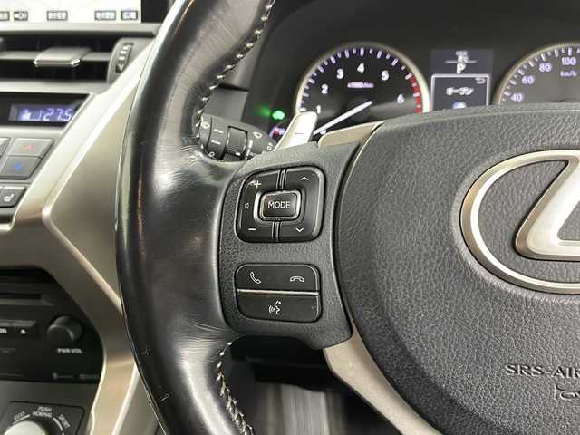 レクサス ＮＸ 300h Iパッケージ 道央・札幌 2015(平27)年 9.5万km ソニッククォーツ ・４WD   ハイブリッド/・エアロ（F.S.R）/・Lexus Safety System＋/・レーダークルーズコントロール/・プリクラッシュセーフティ/・パーキングサポートブレーキ/・純正9.8インチディスプレイ/・BD.DVD.CD.フルセグ（キャンセラー付）/・Bluretooth/USB/・バックカメラ/・パワーバックドア /・D.N席パワーシート/シートヒーター/・レザーシート/ステアリングヒーター/・ドライブレコーダー前後式/・三眼フルLEDヘッドライト/オートライト/・オートハイビーム