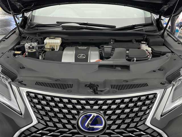 レクサス ＲＸ 450h バージョンL 長野県 2021(令3)年 2.9万km グラファイトブラックガラスフレーク 4WD/純正ディスプレイオーディオ（ナビ機能付）/トヨタセーフティセンス/・プリクラッシュセーフティ/・レーントレーシングアシスト/・レーンディパーチャーアラート/・ロードサインアシスト/・レーダークルーズコントロール/・オートマチックハイビーム/ドライブレコーダー/ブラインドスポットモニター/バックカメラ/サイドカメラ/フロントカメラ/フルセグTV/Bluetooth/CD/DVD/AUX/ビルトインETC2.0/サンルーフ/パワーシート（運転席、助手席）/シートヒーター（運転席、助手席、後席）/エアシート（運転席、助手席）/シートメモリー（運転席）/オートライト/LEDヘッドライト/フォグランプ/ステアリングヒーター/ステアリングスイッチ/電子パーキング/オートホールド/パドルシフト/純正フロアマット/純正アルミホイール/2列目サンシェード/電動格納ミラー/ドアバイザー