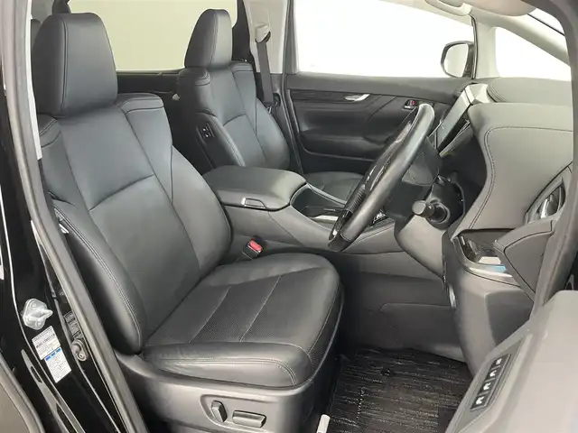 トヨタ アルファードハイブリット SR 愛知県 2018(平30)年 4.5万km ブラック 純正１０型ナビ　フルセグＴＶ　Ｂｌｕｅｔｏｏｔｈ　ツインムーンルーフ　前後カメラ　ミラー型前後ドラレコ　ＥＴＣ２．０　セーフティセンス　衝突軽減　追従クルコン　黒革　シートヒーター　ＬＥＤライト　禁煙