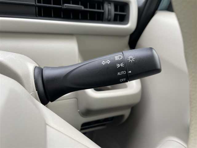 スズキ ワゴンＲ HYBRID FX 福岡県 2019(令1)年 2.6万km フィズブルーパールメタリック 横滑り防止装置/レーンキープアシスト/Wエアバッグ/衝突被害軽減システム/ABS/車外カメラ 前/オートライト/オートマチックハイビーム/AAC/アイドリングストップ/盗難防止装置/純正フロアマット/シートヒーター D席/AUX
