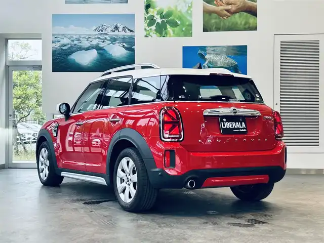 ＭＩＮＩ ＢＭＷ ミニ クロスオーバー クーパー D 大阪府 2020(令2)年 2万km チリ・レッド デジタルP/ペッパーP/ワンオーナー/インテリジェントセーフティ/ACC/HUD/純正ナビ/TV/バックカメラ/純正17インチAW/LEDヘッドライト/電動リアゲート/クリアランスソナー/ETC/コンフォートアクセス