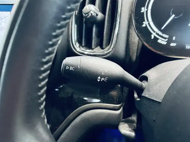 ＭＩＮＩ ＢＭＷ ミニ クロスオーバー クーパー D 大阪府 2020(令2)年 2万km チリ・レッド デジタルP/ペッパーP/ワンオーナー/インテリジェントセーフティ/ACC/HUD/純正ナビ/TV/バックカメラ/純正17インチAW/LEDヘッドライト/電動リアゲート/クリアランスソナー/ETC/コンフォートアクセス