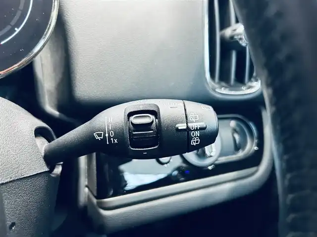 ＭＩＮＩ ＢＭＷ ミニ クロスオーバー クーパー D 大阪府 2020(令2)年 2万km チリ・レッド デジタルP/ペッパーP/ワンオーナー/インテリジェントセーフティ/ACC/HUD/純正ナビ/TV/バックカメラ/純正17インチAW/LEDヘッドライト/電動リアゲート/クリアランスソナー/ETC/コンフォートアクセス
