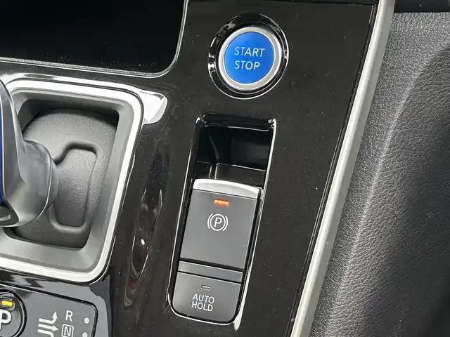 日産 セレナ e－パワー ハイウェイスター V 福岡県 2020(令2)年 5.9万km ブリリアントホワイトパール 純正10型SDナビ(フルセグTV/CD/DVD/BT)アラウンドビューモニタープロパイロットエマージェンシーブレーキコーナーセンサーBSM両側パワスラETCドラレコ純正LEDヘッドライト純正16インチアルミホイール純正フロアマットスマートキープッシュスタート