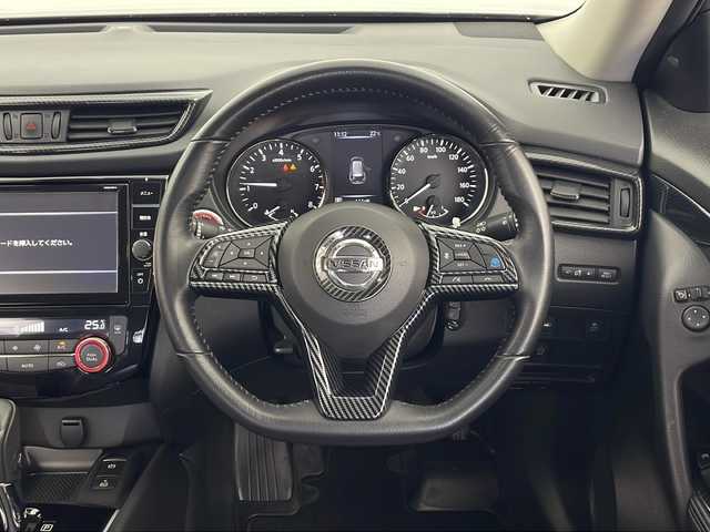 日産 エクストレイル 20Xi 秋田県 2019(令1)年 7.5万km チタニウムカーキ 4WD/純正SDナビ（DVD/BT/フルセグTV）/アラウンドビューモニター/インテリジェントルームミラー/ドライブレコーダー/ビルトインETC/プロパイロット/インテリジェントエマージェンシーブレーキ/ダウンヒルアシストコントロール/レーダークルーズコントロール/前後コーナーセンサー/横滑り防止装置/車線逸脱警報/パワーバックドア/ルーフレール/全席シートヒーター/電動パーキングブレーキ/オートブレーキホールド/LEDヘッドランプ/フォグランプ/純正フロアマット/純正18インチAW/保証書・取説