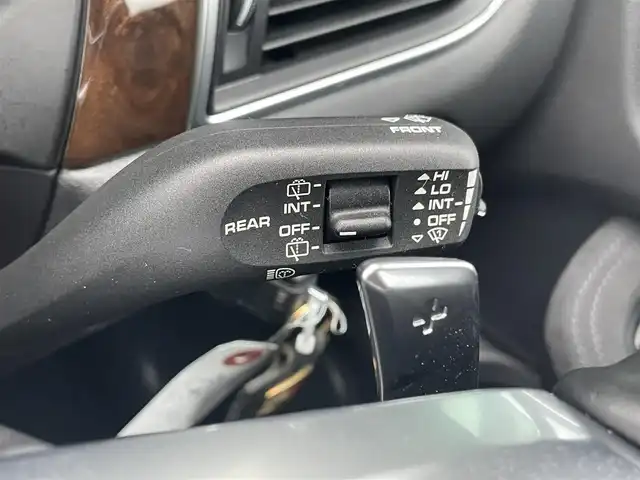 ポルシェ マカン GTS 石川県 2016(平28)年 2.9万km キャララホワイトメタリック ４WD/純正ナビ/サイド（左）＆バックカメラ/ハーフレザーシート/パワーバックドア/スポーツエグゾースト/PASM/純正アルミホイール（RSスパイダー）/バイキノセンライト/ETC