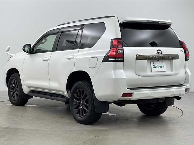 トヨタ ランドクルーザー プラド TX-L 70thアニバーサリーLTD 道央・札幌 2022(令4)年 4.1万km ホワイトパールクリスタルシャイン ・4WD/・ワンオーナー/・ディーゼル/・寒冷地仕様/・サンルーフ/・アルパインディスプレイオーディオ&BT&HDMI&Applecarplay&Androidauto/・トヨタセーフティセンス/・プリクラッシュセーフティ/・レーンディパーチャーアラート/・オートマチックハイビーム/・ロードサインアシスト/・レーダークルーズコントロール/・先行車発進お知らせ/・ヒルディングアシストコントロール/・バックカメラ/・純正AW付スタッドレス積込/・純正エンジンスターター/・茶レザーシート/・パワーシート/・エアシート/・シートヒーター/・オートワイパー/・フロントワイパーデアイサー/・ミラーヒーター/・ビルトインETC/・革巻きステアリング/・ステアリングスイッチ/・ヘッドライトウォッシャー/・オートマチックハイビーム/・オートライト/・LEDヘッドライト/・LEDフォグ/・スマートキー/・スペアキー/・プッシュスタート
